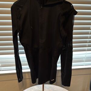 Champion Black Performance Pullover size medium